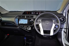 アクア G ブラックソフトレザー