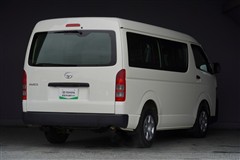 ハイエースワゴン DX
