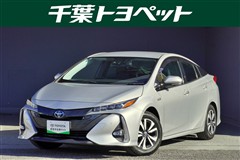 トヨタ　プリウスPHV A