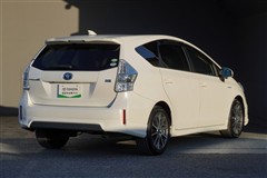 プリウスアルファー G