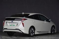 プリウス A プレミアムツーリング