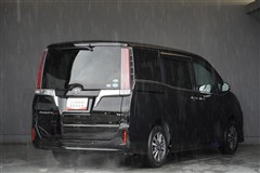 エスクァイア Gi プレミアムPKG