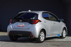 ヤリス ハイブリッド G