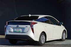 プリウス S セーフティープラス