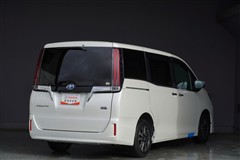 エスクァイア ハイブリッド Gi