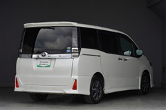 ヴォクシー ZS キラメキ2 7ニン