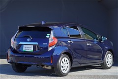 アクア S スタイルブラック