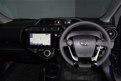 アクア S スタイルブラック