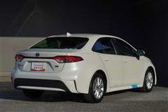 カローラ ハイブリッド S