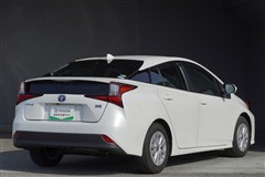 プリウス S セーフティープラス2