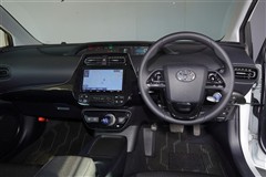 プリウス S セーフティープラス2