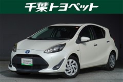 トヨタ　アクア S スタイルブラック