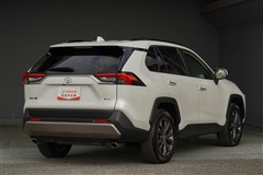 RAV4 ハイブリッドG