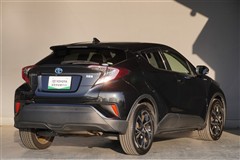 C-HR ハイブリッド G