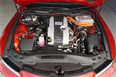 IS300h F SPORT