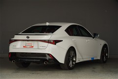 IS300h F SPORT