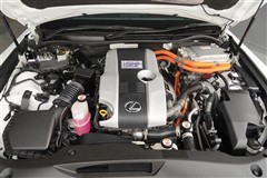 IS300h F SPORT