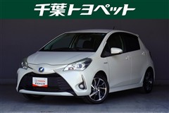 トヨタ　ヴィッツ HV U スポーティー