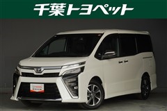 トヨタ ヴォクシー ZS キラメキ3 7ニン