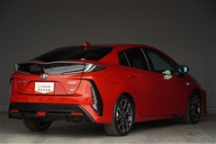 プリウスPHV S GR SPORT