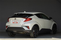 C-HR HV S GR SPORT