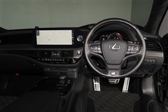 LS500 F SPORT