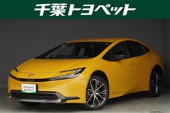 トヨタ プリウス Z E-Four 4WD