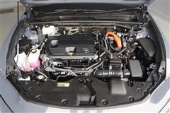 クラウン スポーツ Z