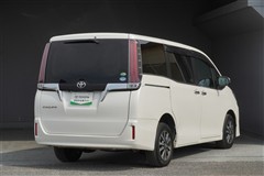 エスクァイア Xi 4WD 8ニン