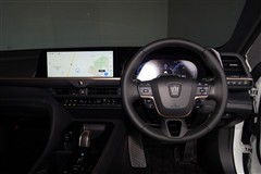 クラウン スポーツ Z
