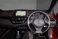 C-HR G-T LEDエディション