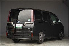 エスクァイアHV Gi PRM BK