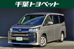 トヨタ ノア S-G 8ニン