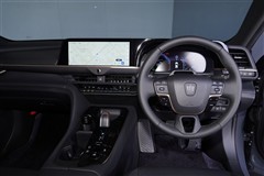 クラウン スポーツ Z