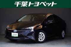 プリウス S