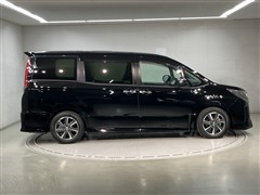 ノア Si WxB3 4WD 8ニン