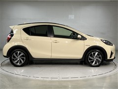 アクア クロスオーバー