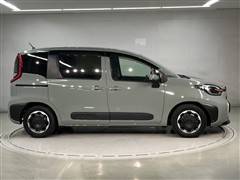 シエンタHV Z 5ニン