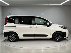 シエンタHV Z 7ニン