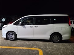 エスクァイアHV Gi