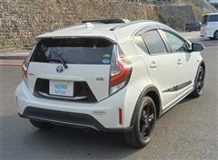 アクア クロスオーバー