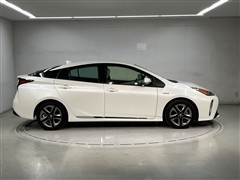 プリウス S ツーリングセレクション