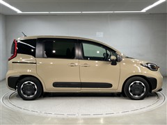 シエンタHV Z 5ニン