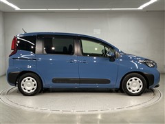 シエンタ HEV G 5ニンノリ