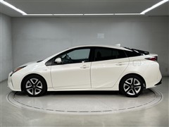 プリウス A ツーリングセレクション