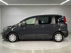 シエンタ HEV G 5ニンノリ