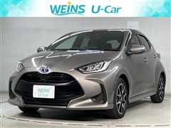 トヨタ　ヤリス ハイブリッド Z