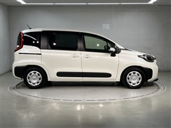 シエンタ HEV Z 5ニンノリ