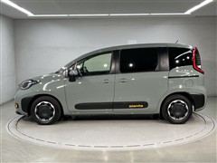 シエンタ HEV Z 5ニンノリ