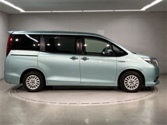 ノア ハイブリッド G